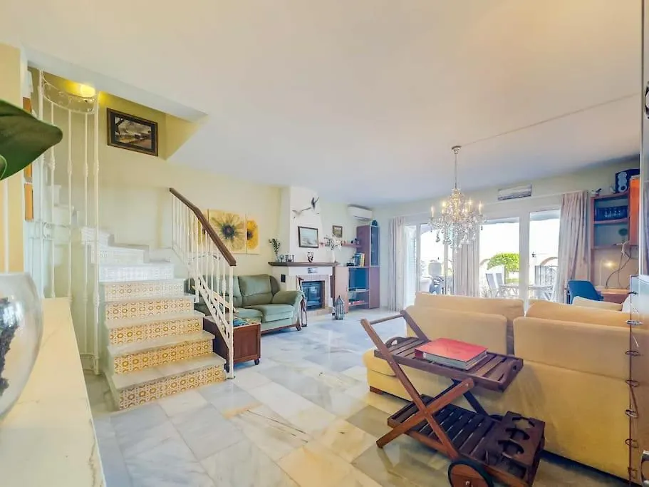 105 - Duplex Apartment With Views, Benalmádena